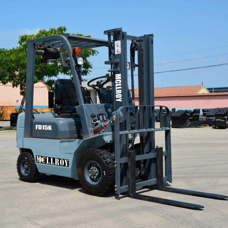 Durable Diesel Counterweight Forklift FD15 1500kg Loading Capacity