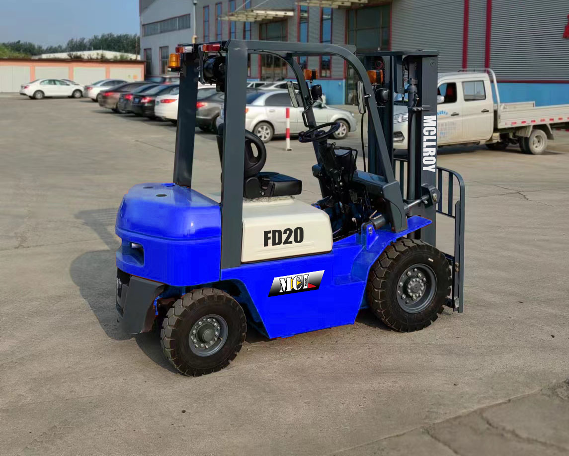 Customizable Counterweight Forklift Truck Max. Traction Force Full Loading 12.3 KN