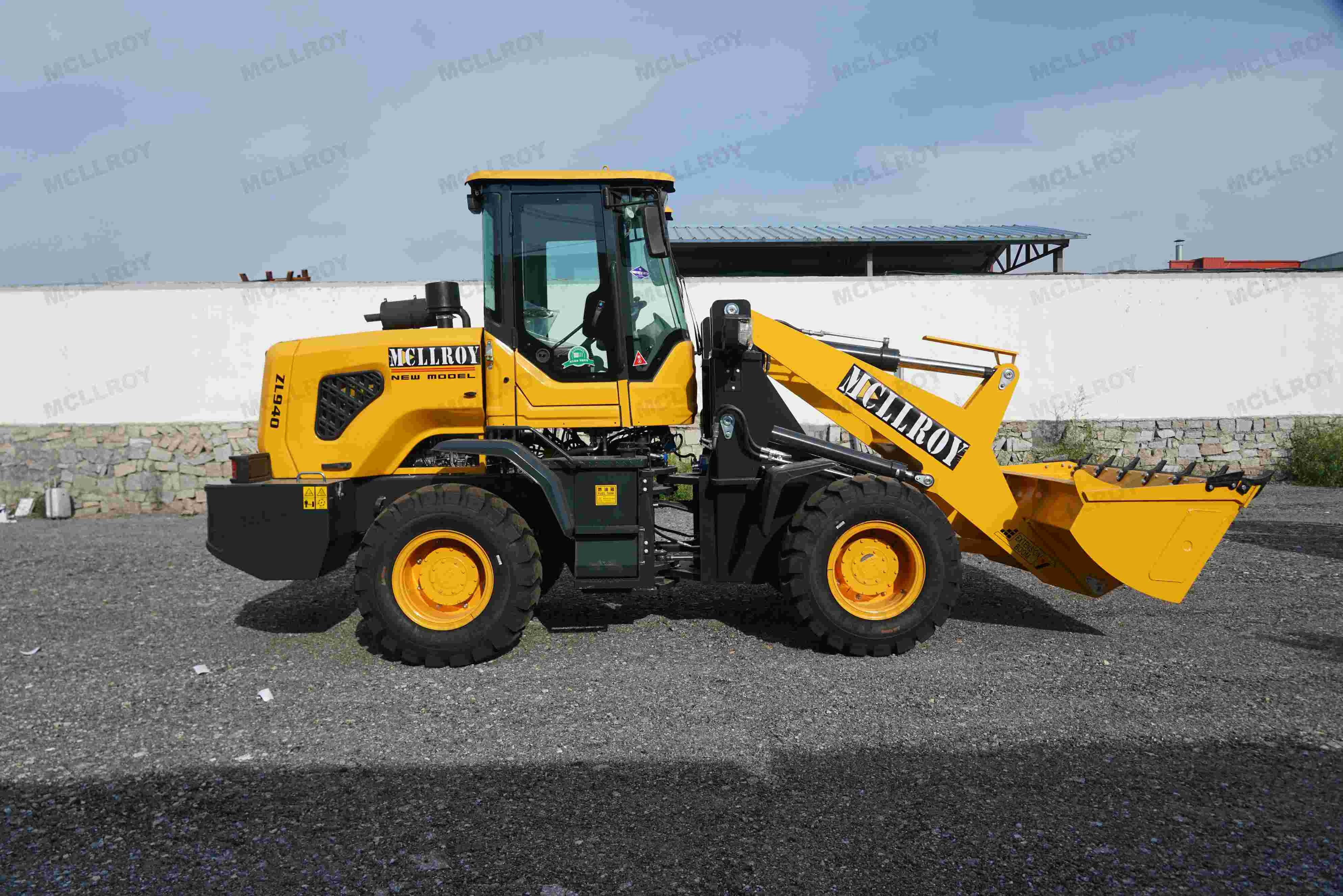 81kw Power Compact Wheel Loaders 2 Tons Changfa 4102 Engine